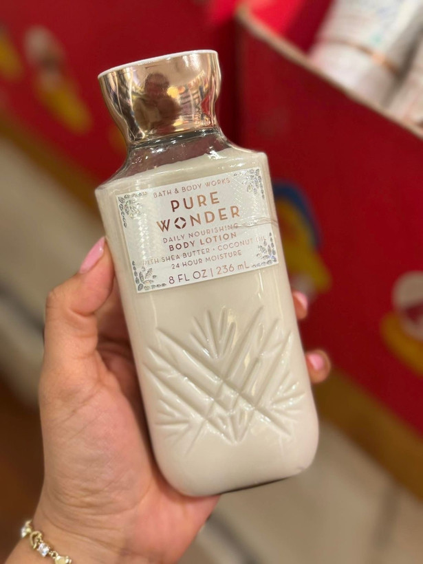 لوسیون بدن بث اند بادی وورکس Pure Wonder، لوسیون پیور واندر، Bath and Body Works Pure Wonder Body Lotion، خرید لوسیون بث اند بادی، لوسیون بدن خوشبو، لوسیون بدن آمریکایی، لوسیون بدن آبرسان، لوسیون بدن زنانه، لوسیون Bath and Body Works اورجینال. خرید لوسی
