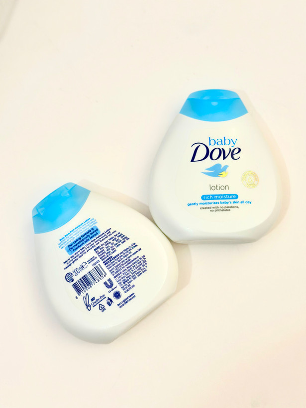 لوسیون بدن بیبی داو Rich Moisture مدل ریچ ۲۰۰ میل