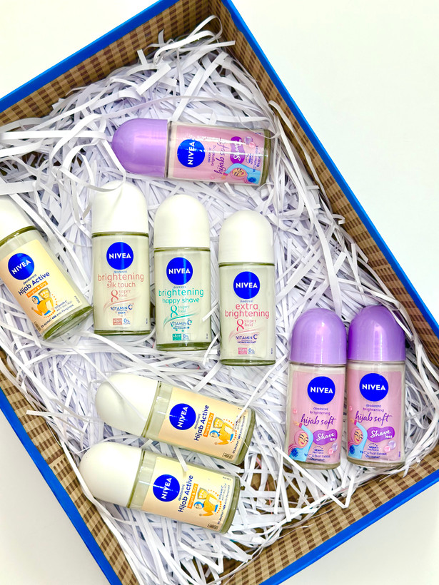 مام رول نیوا مدل Hijab Active Bright & Dry روشنکننده حجم ۵۰ میلیلیتر
