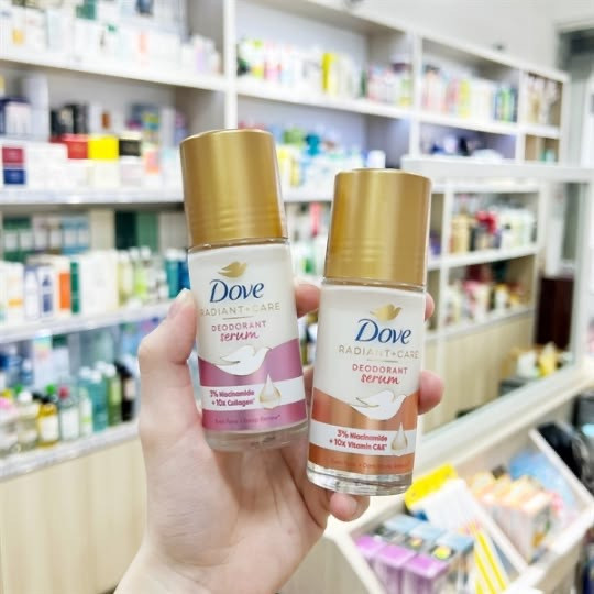 مام سرمی داو صورتی کلاژن مدل Radiant + Care حجم ۴۵ میل
